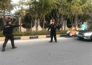 交通事故堵交通，特保積極來疏通 --惠南市容快速協(xié)助處理交通事故